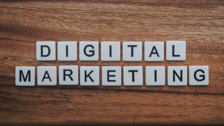 Unlock a Successful Career in Digital Marketing